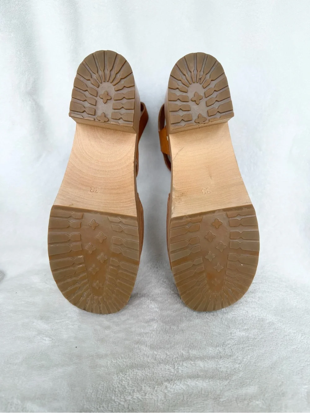 NWOT Swedish Hasbeens Krillan Size 38 US (7.5/8)